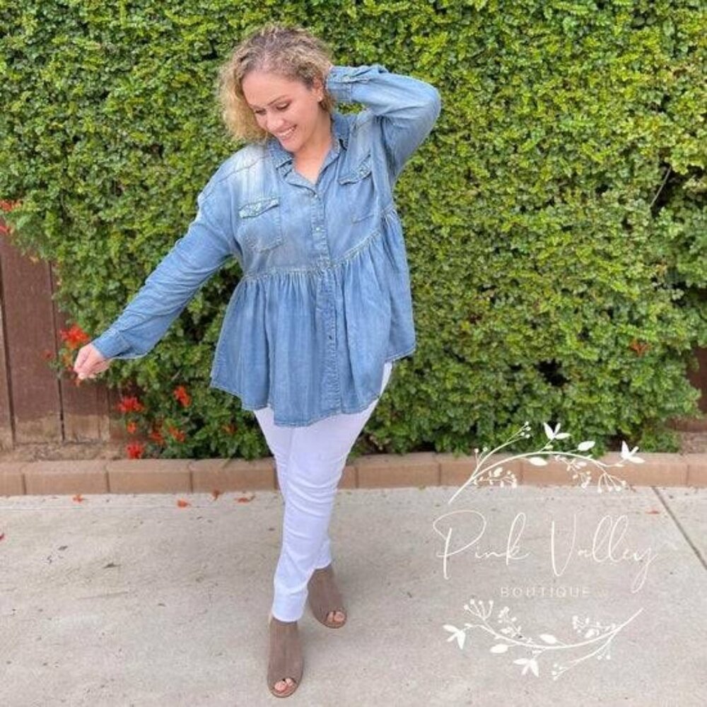 NWT GeeGee Lyocell Chambray babydoll top